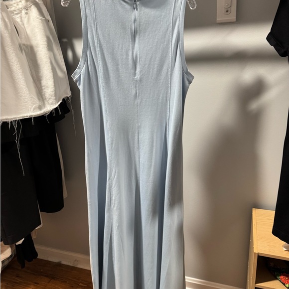 NWOT- Fit to Flee Sleeveless Dress - Picture 6 of 7